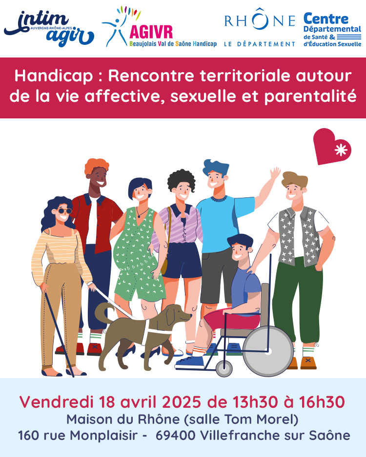 Groupe de personnes dont certaines en situation de handicap
